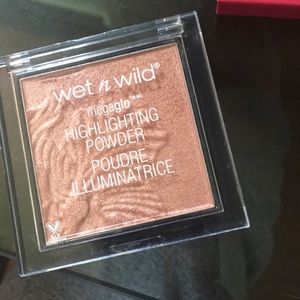 Wet n wild highlighting powder